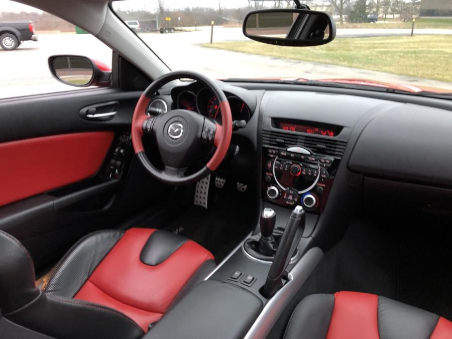 Торпедо Mazda RX-8 2005 года  (фото 106 из 197)